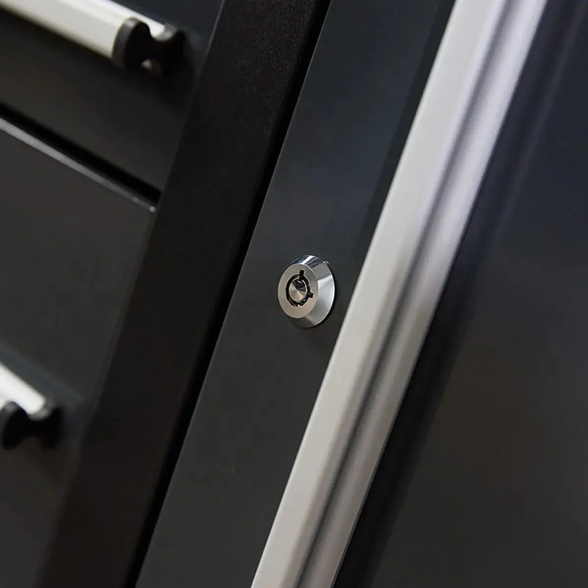 TMG Heavy Series™ 2.8m Workbench with Stainless Steel Benchtop and 18 Drawers, TMG-WB918 - Image 12