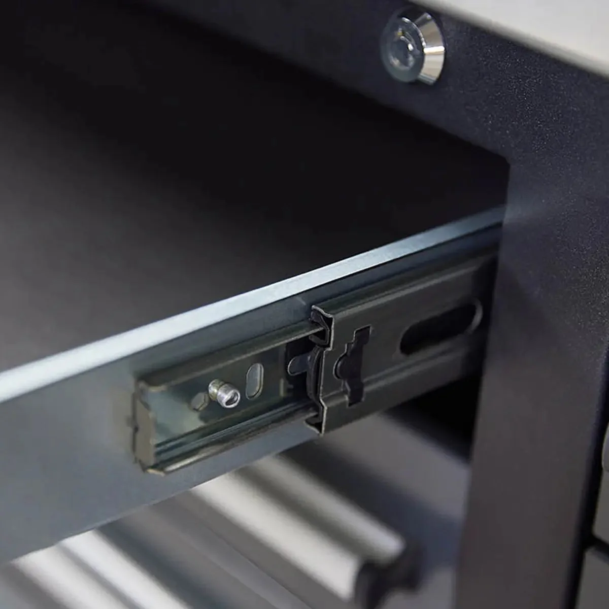 TMG Heavy Series™ 2.8m Workbench with Stainless Steel Benchtop and 18 Drawers, TMG-WB918 - Image 14