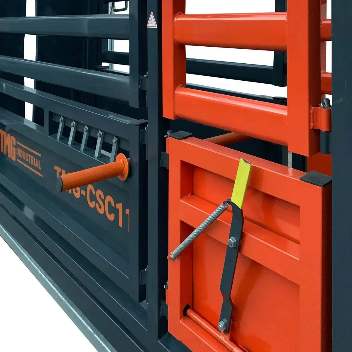 3 m (10′) Squeeze Cattle Work Chute, 2040 kg (4500 lb) Weight Scale, Side Exit, Side Squeeze, LCD Weight Display, TMG‑CSC11 - Image 4