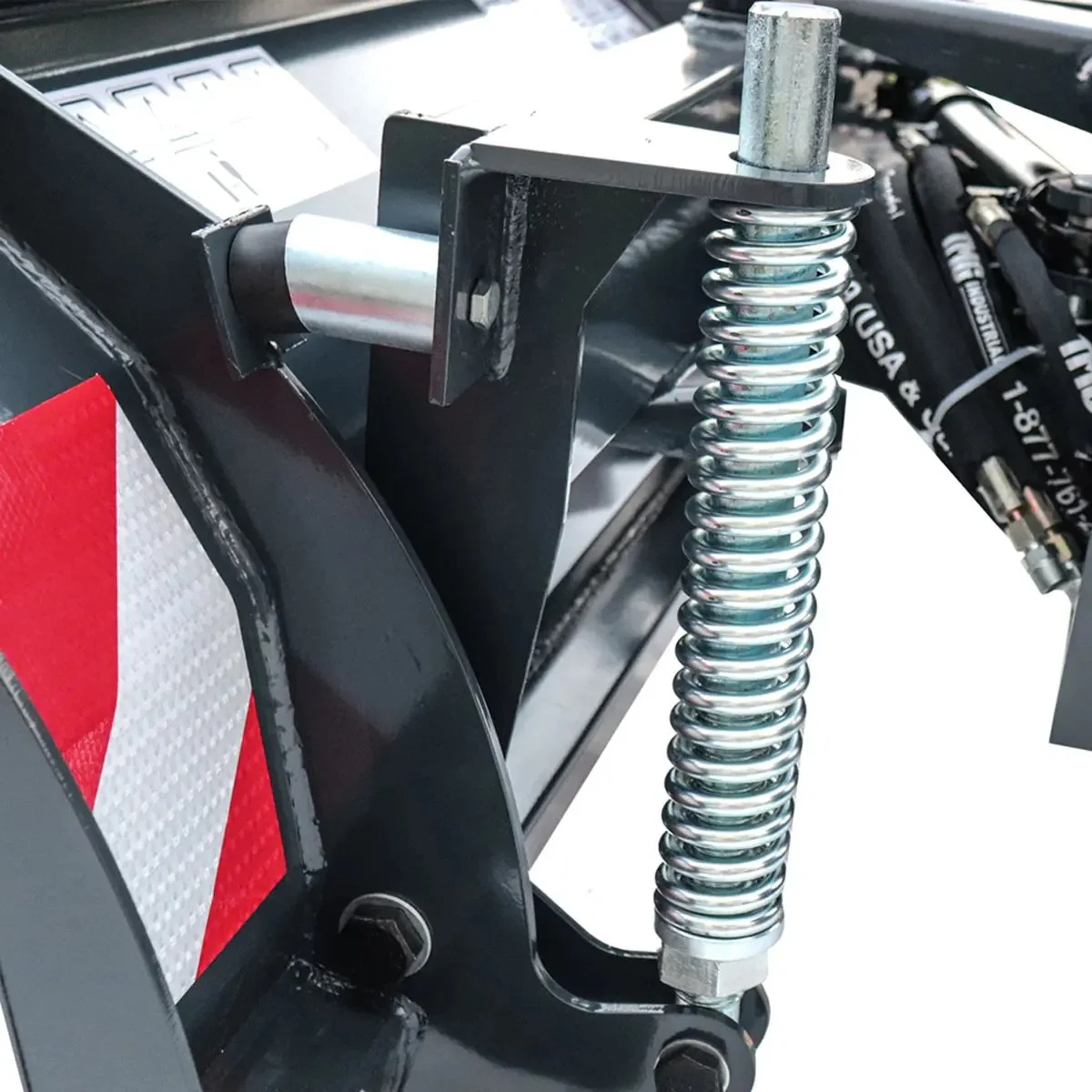 1.5 m Skid Steer Dozer Blade / Material Pusher, Bolt-On Cutting Edge, 30° Left/Right, TMG-DB60 - Image 7